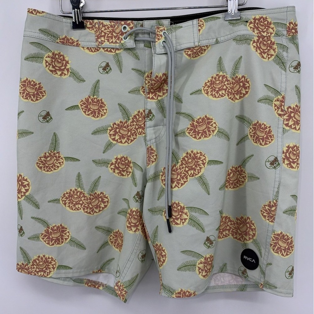 RVCA Luke Pelletier Special Edition Floral Trunk Boardshorts Light Blue Size 33